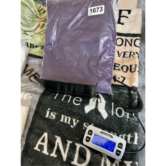 Additions by Chicos Jeans Womens Size 0.5 Small Purple Straight Leg Mid-Rise - Picture 7 of 7